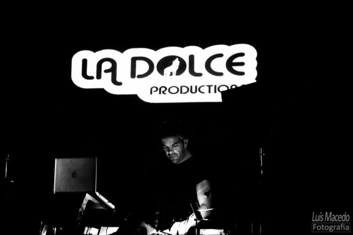 banda concerto dolce faktory festival fotografia indie juba Lisboa Luis Macedo musica Portugal puppe Rock sequin waves