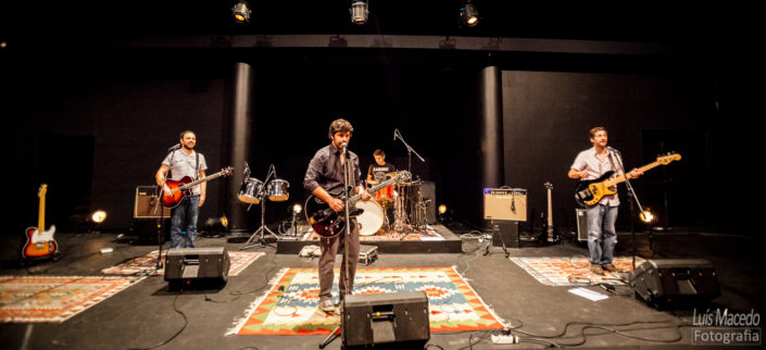 fotografia musica lotacao Lisboa concerto azafama tresporcento banda fotografo