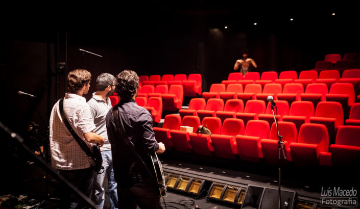 fotografia musica lotacao Lisboa concerto azafama tresporcento banda fotografo