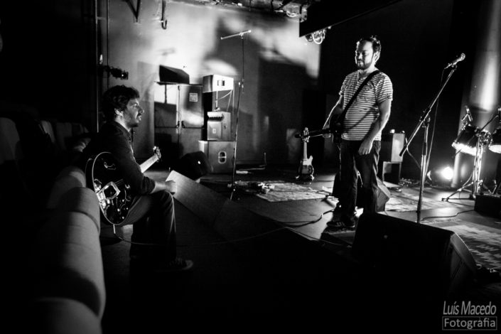 fotografia musica lotacao Lisboa concerto azafama tresporcento banda fotografo