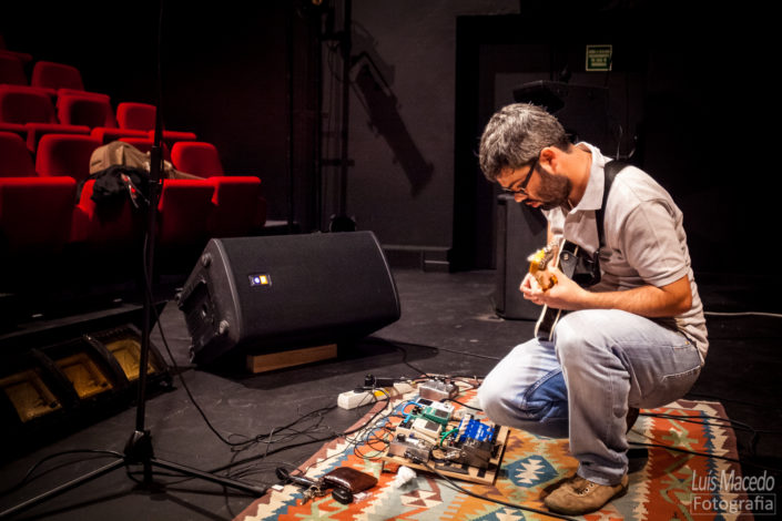 fotografia musica lotacao Lisboa concerto azafama tresporcento banda fotografo