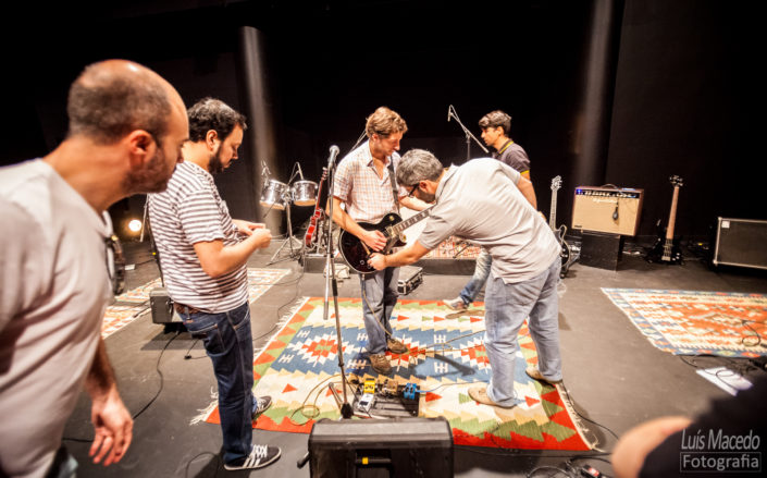 fotografia musica lotacao Lisboa concerto azafama tresporcento banda fotografo