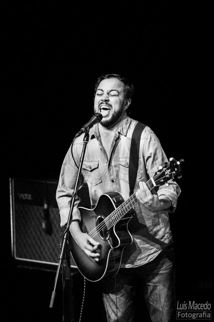 fotografia musica lotacao Lisboa concerto azafama tresporcento banda fotografo
