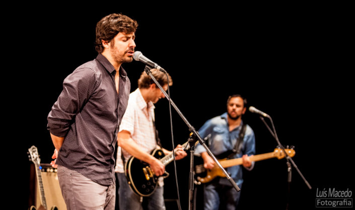 fotografia musica lotacao Lisboa concerto azafama tresporcento banda fotografo
