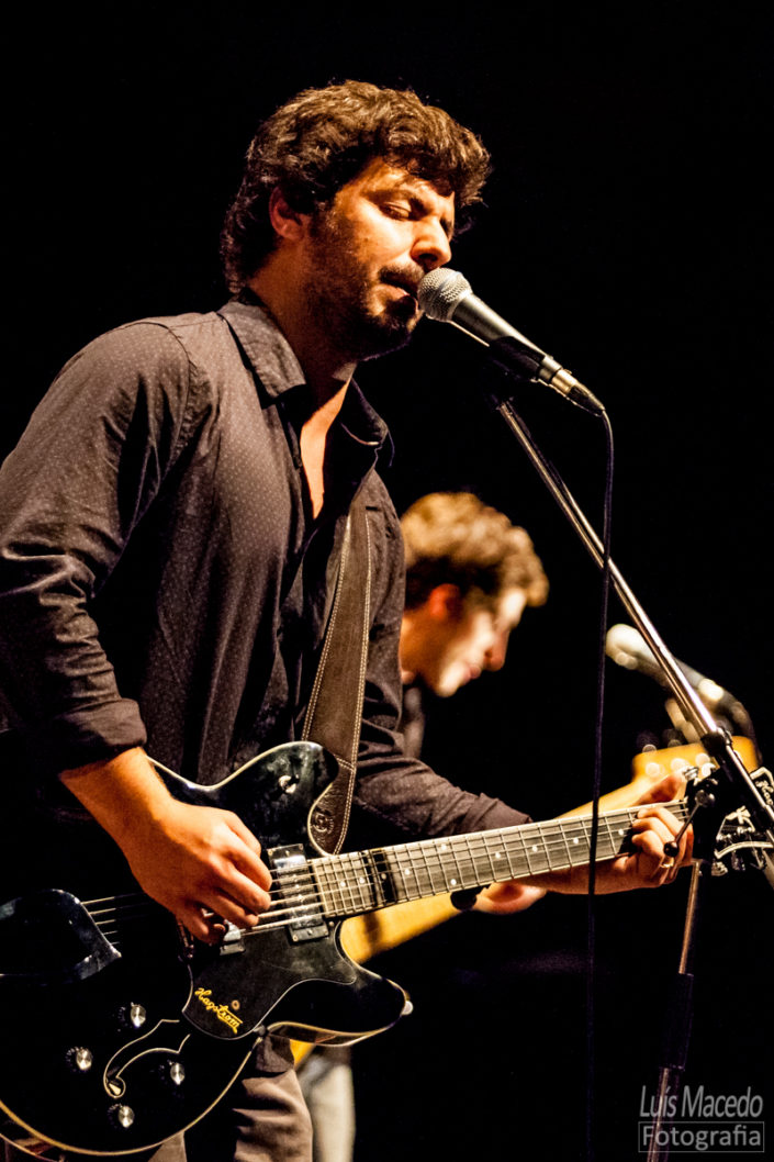 fotografia musica lotacao Lisboa concerto azafama tresporcento banda fotografo