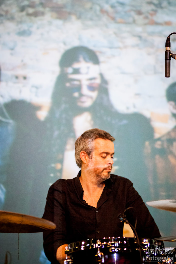 teclados Black Mamba Olga Cadaval Dirty Little Brother Concerto Reportagem fotografia musica
