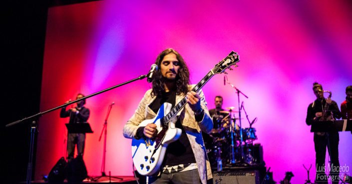 tatanka guitarra Black Mamba Olga Cadaval Dirty Little Brother Concerto Reportagem fotografia musica