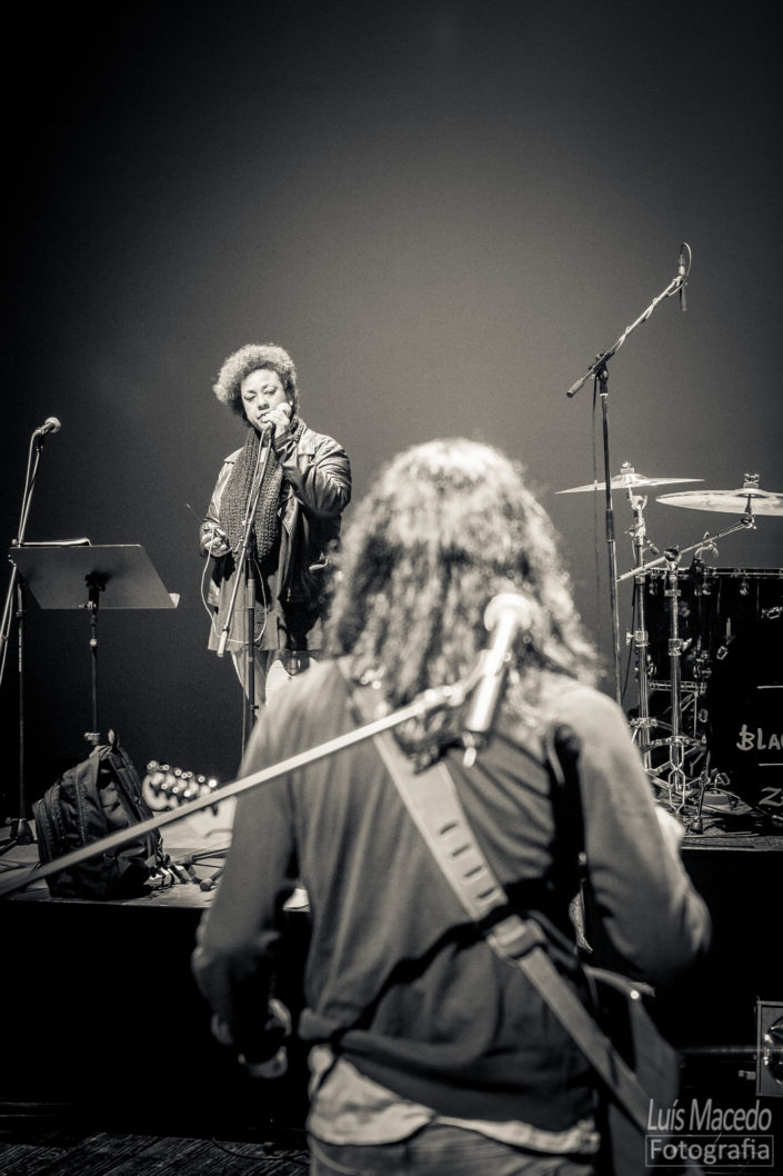 Black Mamba Dirty Little Brother Concerto Tour Reportagem fotografia musica Funk