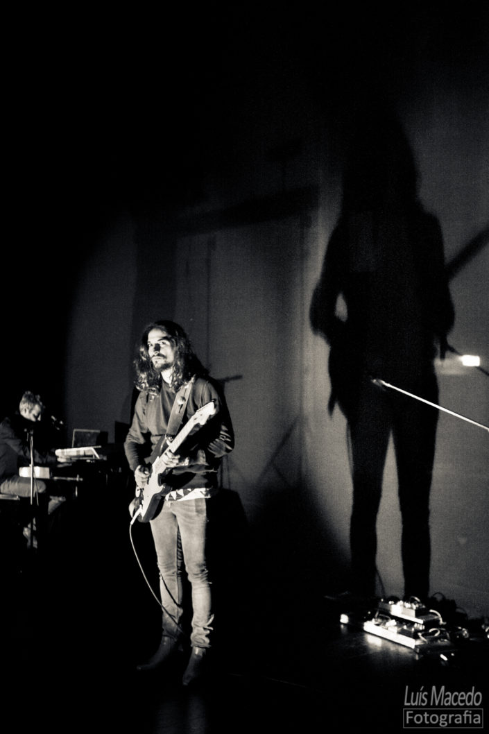 Black Mamba Olga Cadaval Dirty Little Brother Concerto Reportagem fotografia musica