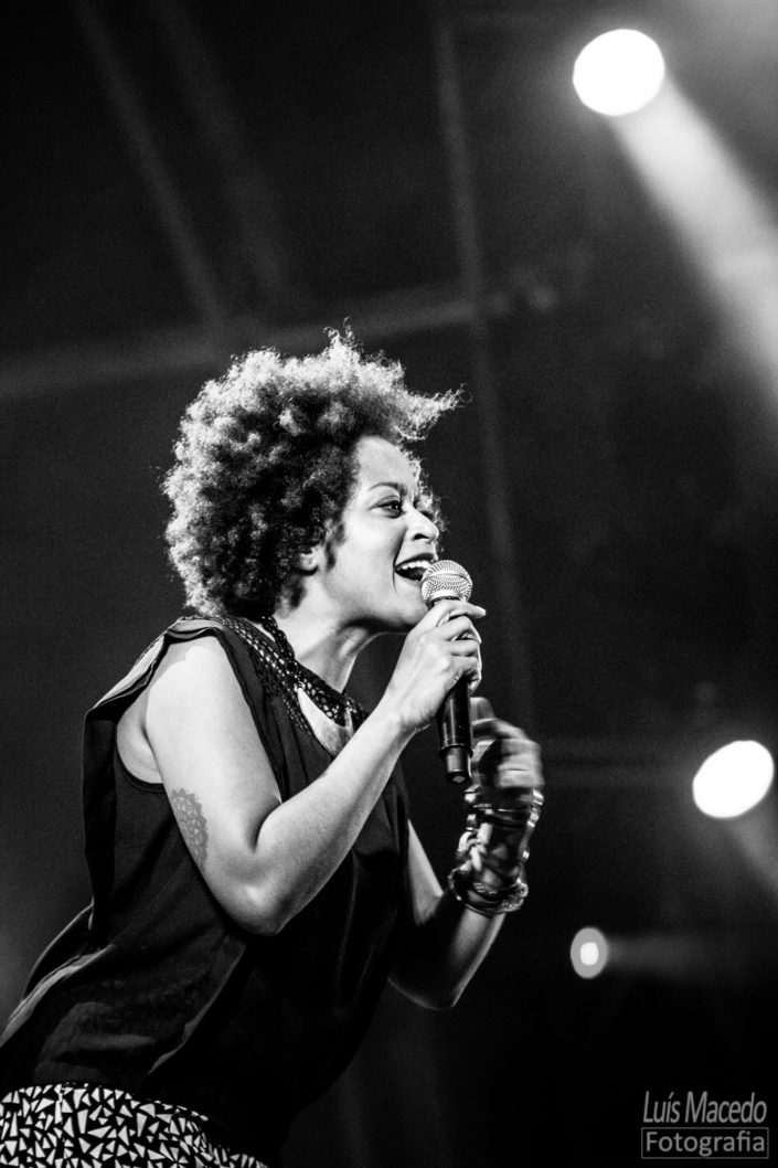 festival concerto sol caparica musica sara tavares