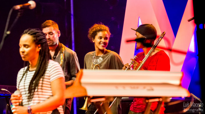 hmb concerto tivoli digressao sente soul r&b musica