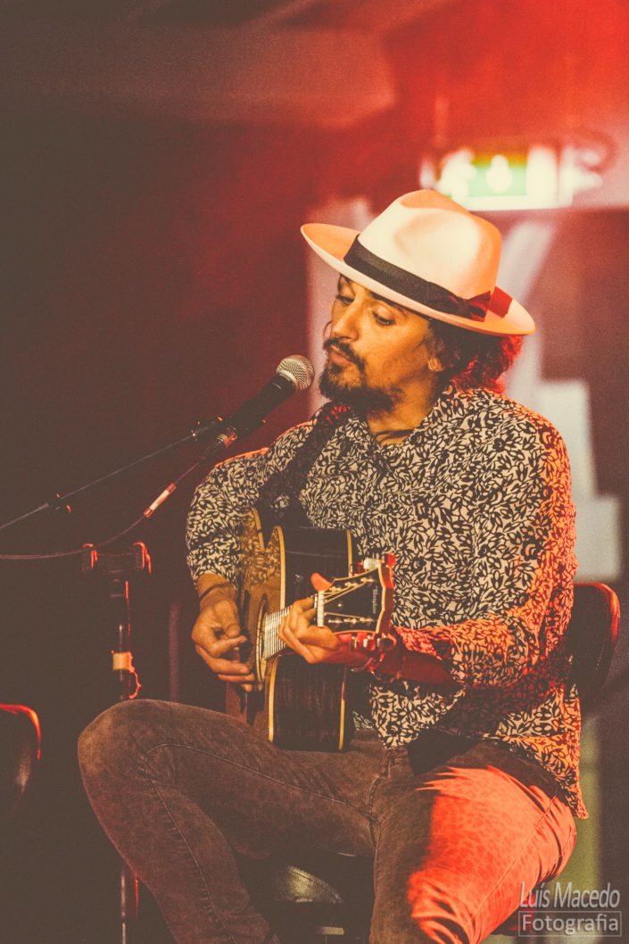 tatanka acustico solo time out concerto fotografia