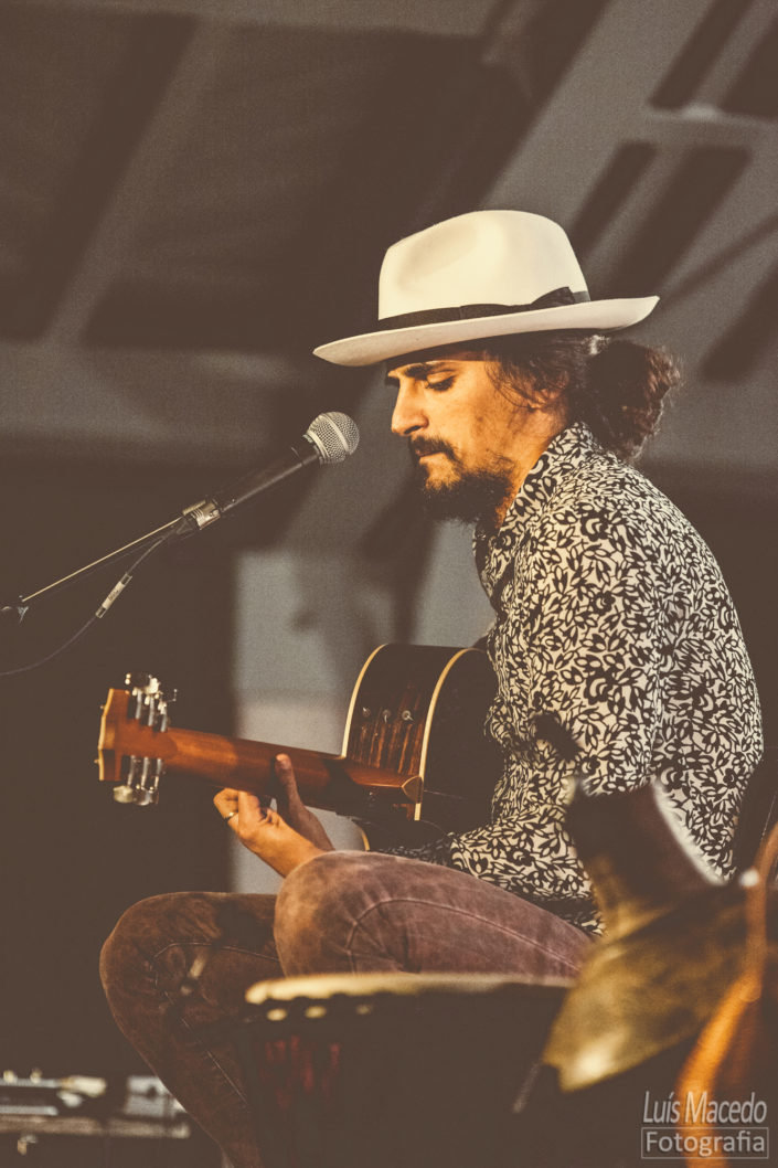 tatanka acustico solo time out concerto fotografia