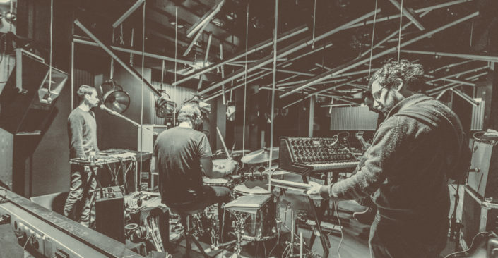 all access peixe aviao peso morto lux concerto bastidores reportagem musica