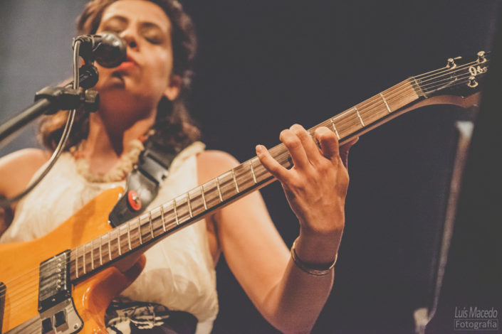 joana barra musica fotografia concerto mergulho loba reportagem
