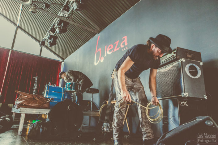 reportagem access backstage bastidor soundcheck mimicat bleza musica fotografia