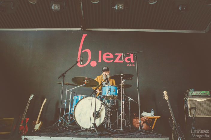 reportagem access backstage bastidor soundcheck mimicat bleza musica fotografia