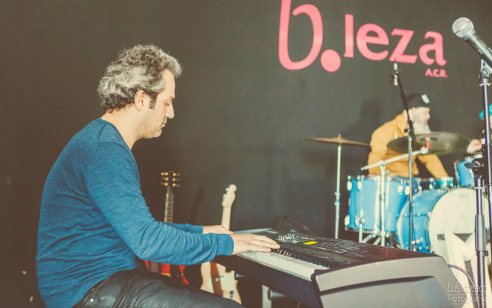 reportagem access backstage bastidor soundcheck mimicat bleza musica fotografia