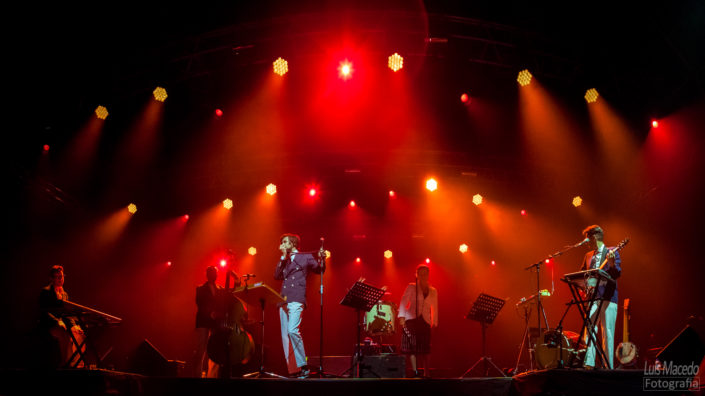 festival groove cascais 2017 musica reportagem concerto pimba bruno nogueira cla