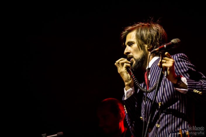 festival groove cascais 2017 musica reportagem concerto pimba bruno nogueira cla
