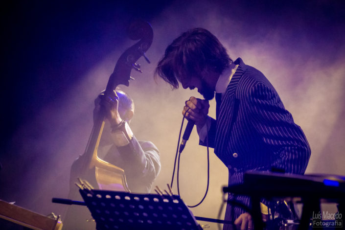 festival groove cascais 2017 musica reportagem concerto pimba bruno nogueira cla