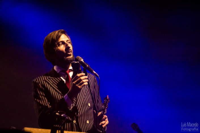 festival groove cascais 2017 musica reportagem concerto pimba bruno nogueira cla