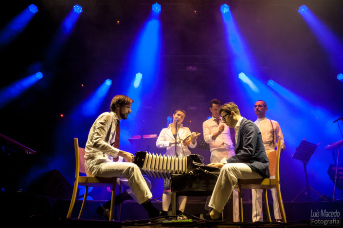 festival groove cascais 2017 musica reportagem concerto pimba bruno nogueira cla
