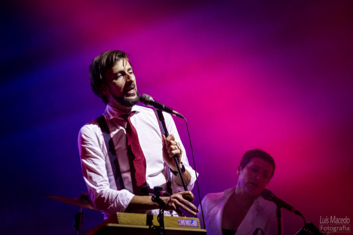 festival groove cascais 2017 musica reportagem concerto pimba bruno nogueira cla