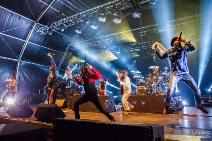 festival groove cascais 2017 musica reportagem concerto electronica thievery corporation