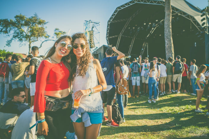 festival sol caparica musica portuguesa fotografia verao ambiente publico fan