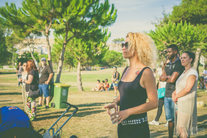 festival sol caparica musica portuguesa fotografia verao ambiente publico