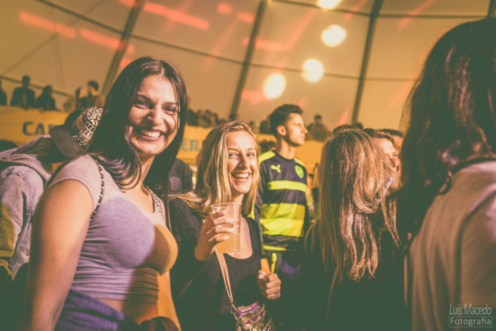 primavera surf fest 2017 caparica festival musica ambiente publico concerto